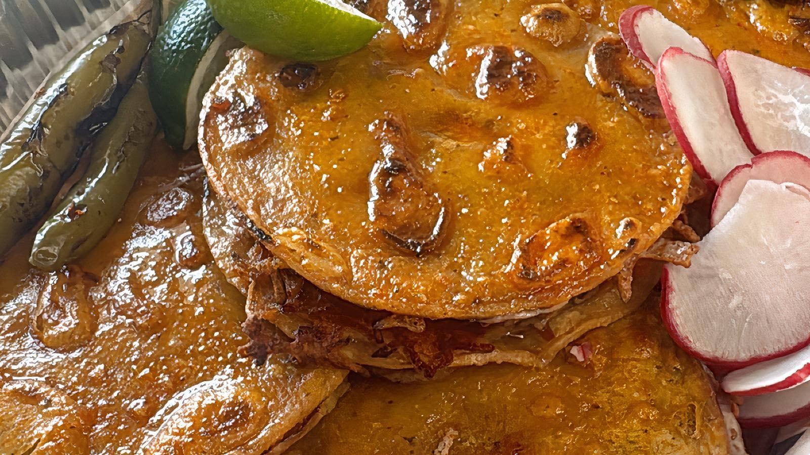 Vampiros (5 Pcs), Mulitas (5 Pcs) And 2 Consomes